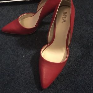 MIA Margo red faux leather, size 6